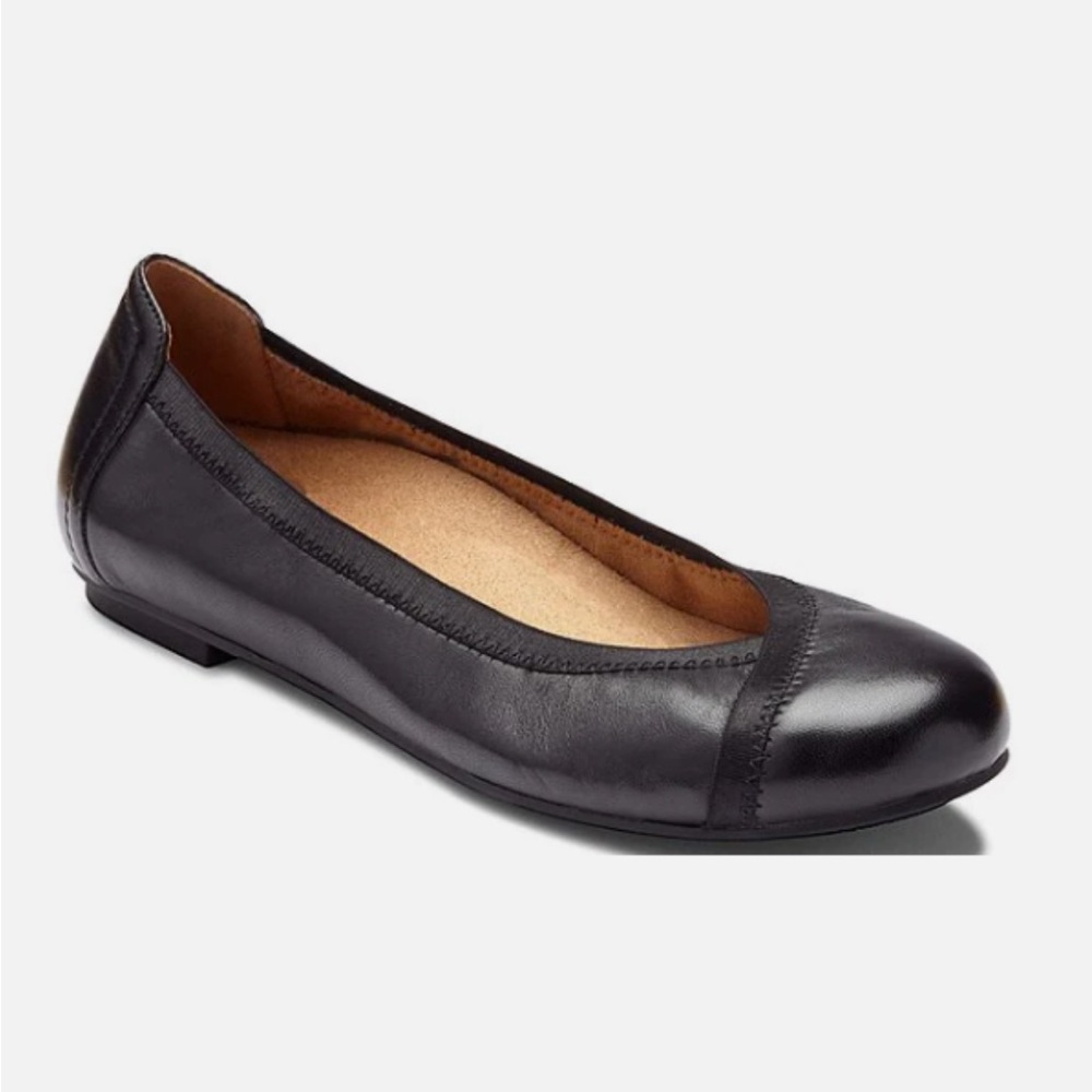 Vionic Carol Black Leather Ballet Flats